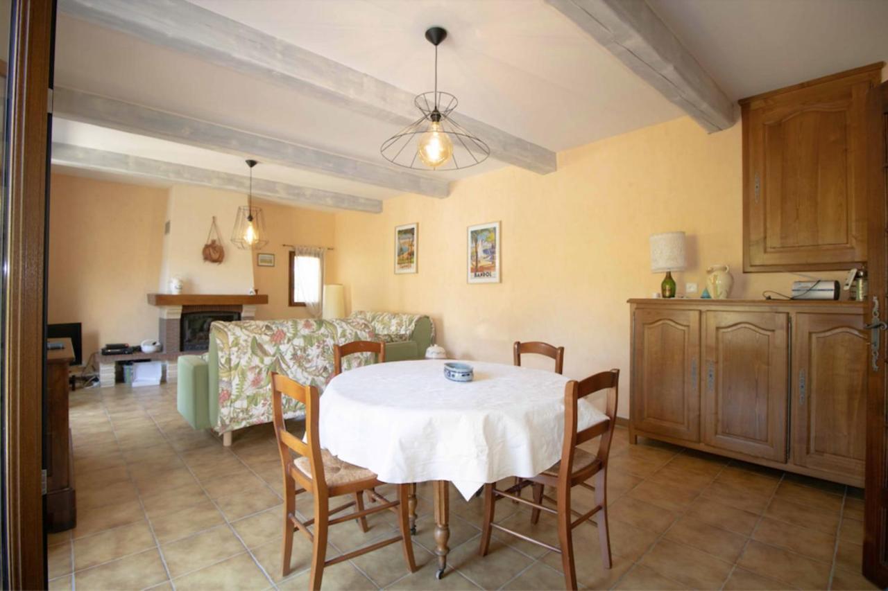 Large Spacious House In Fréjus Εξωτερικό φωτογραφία